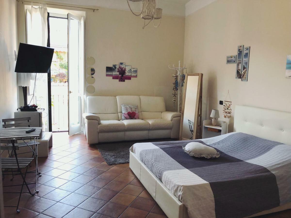 Bianca Suite B&B Σαλέρνο Εξωτερικό φωτογραφία