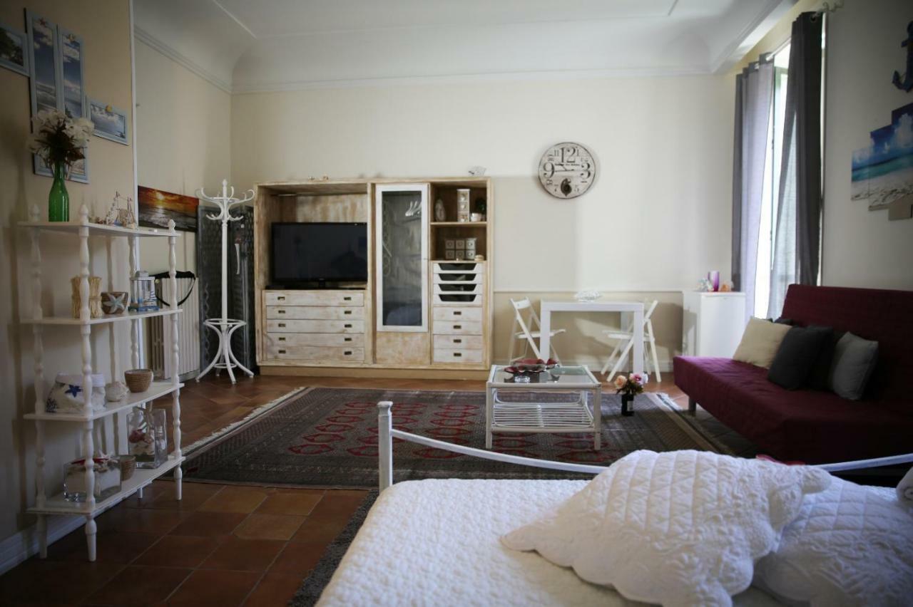 Bianca Suite B&B Σαλέρνο Εξωτερικό φωτογραφία