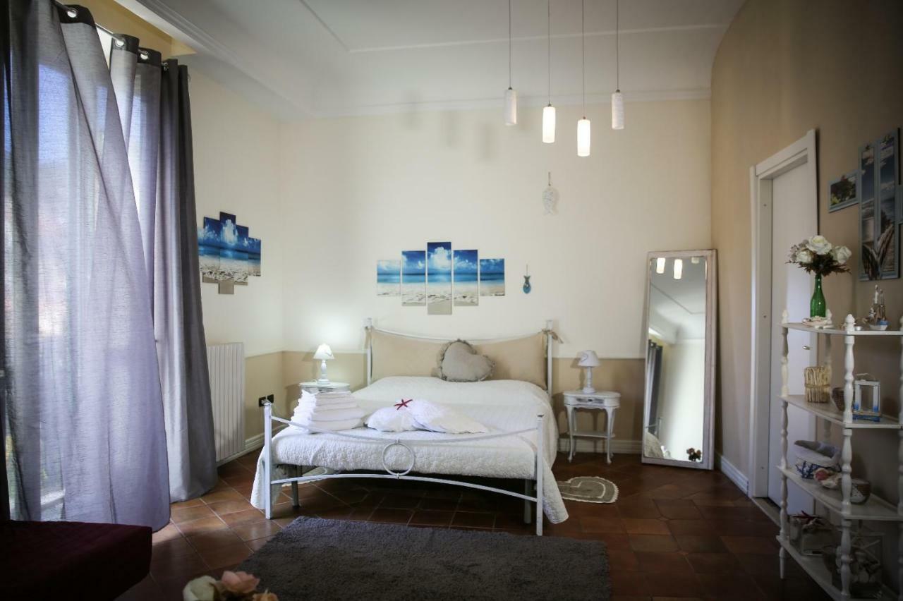 Bianca Suite B&B Σαλέρνο Εξωτερικό φωτογραφία